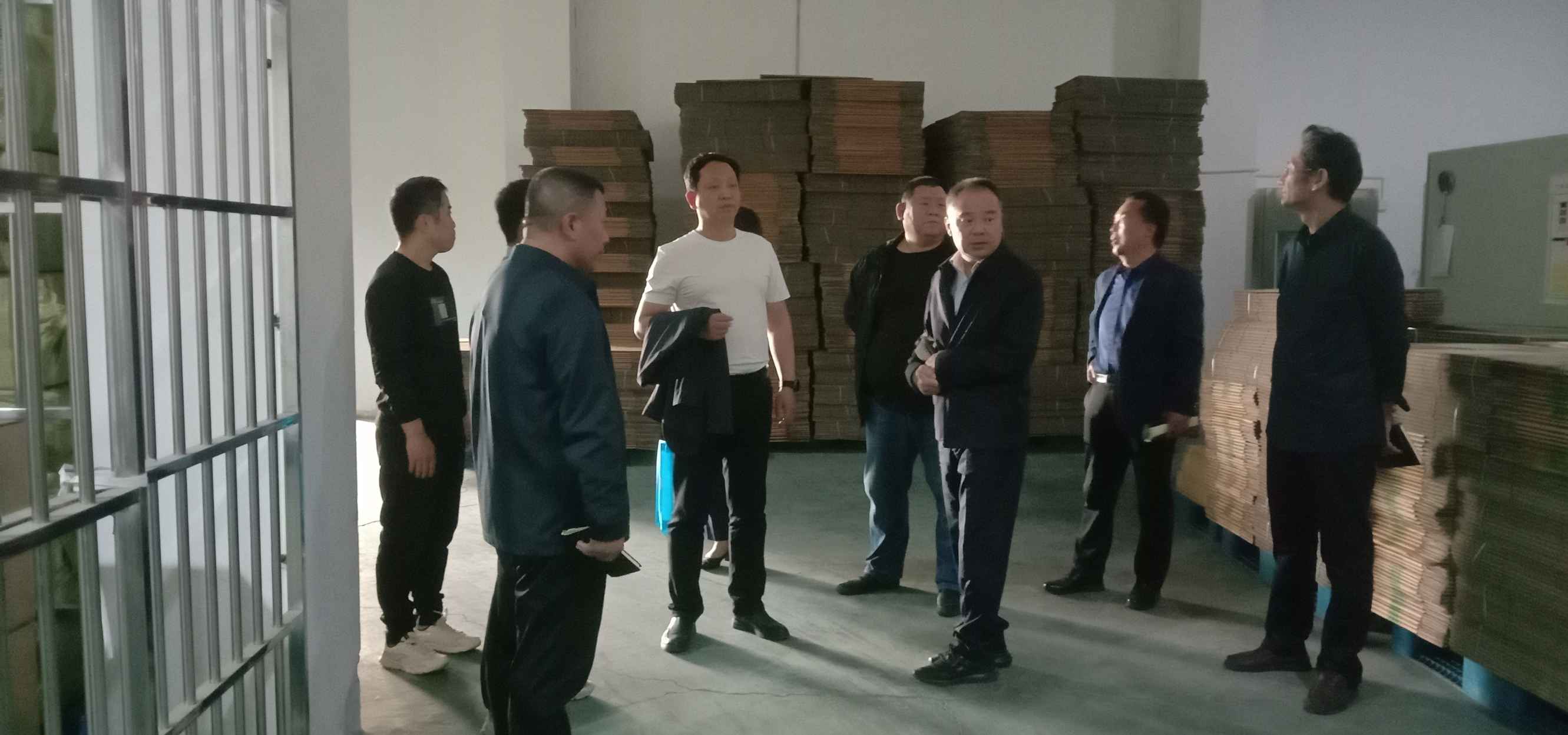 副院長(cháng)劉學亮帶隊檢查洛正藥業消防安全相關工(gōng)作